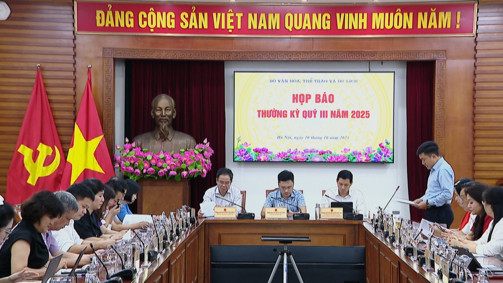 Cục trưởng Cục PTTH&TTĐT: Dù hình ảnh vi phạm của phim ‘có đường lưỡi bò’ chưa có tại Việt Nam, vẫn yêu cầu gỡ bỏ  - Ảnh 2.