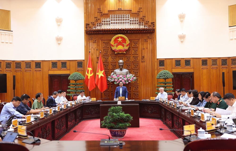 Kết luận của Thường trực Chính phủ về các nhiệm vụ trọng tâm khắc phục hậu quả do thiên tai sau bão số 11 - Ảnh 3.