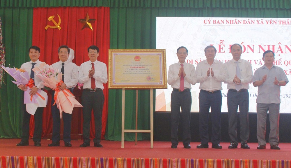 Đón nhận Di sản văn hóa phi vật thể Quốc gia Lễ hội Chá Mùn - Ảnh 1.