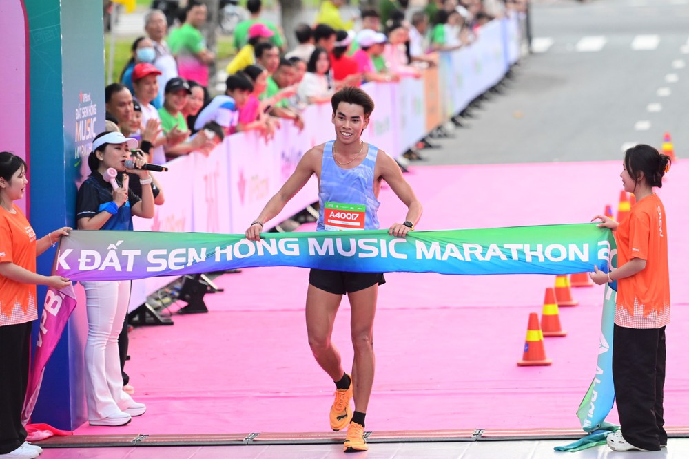 VPBank Đất Sen Hồng Music Marathon 2025: gần 120 giải thưởng được trao cho runner xuất sắc  - Ảnh 3.
