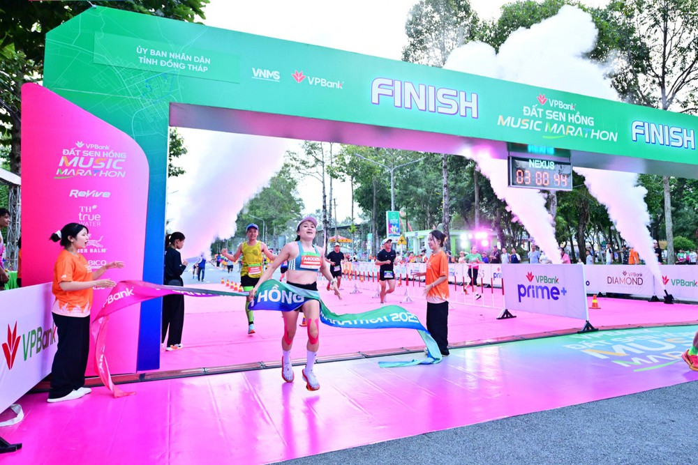 VPBank Đất Sen Hồng Music Marathon 2025: gần 120 giải thưởng được trao cho runner xuất sắc  - Ảnh 4.