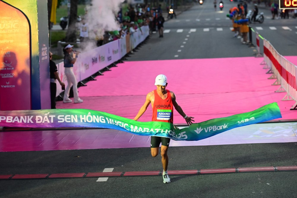 VPBank Đất Sen Hồng Music Marathon 2025: gần 120 giải thưởng được trao cho runner xuất sắc  - Ảnh 5.