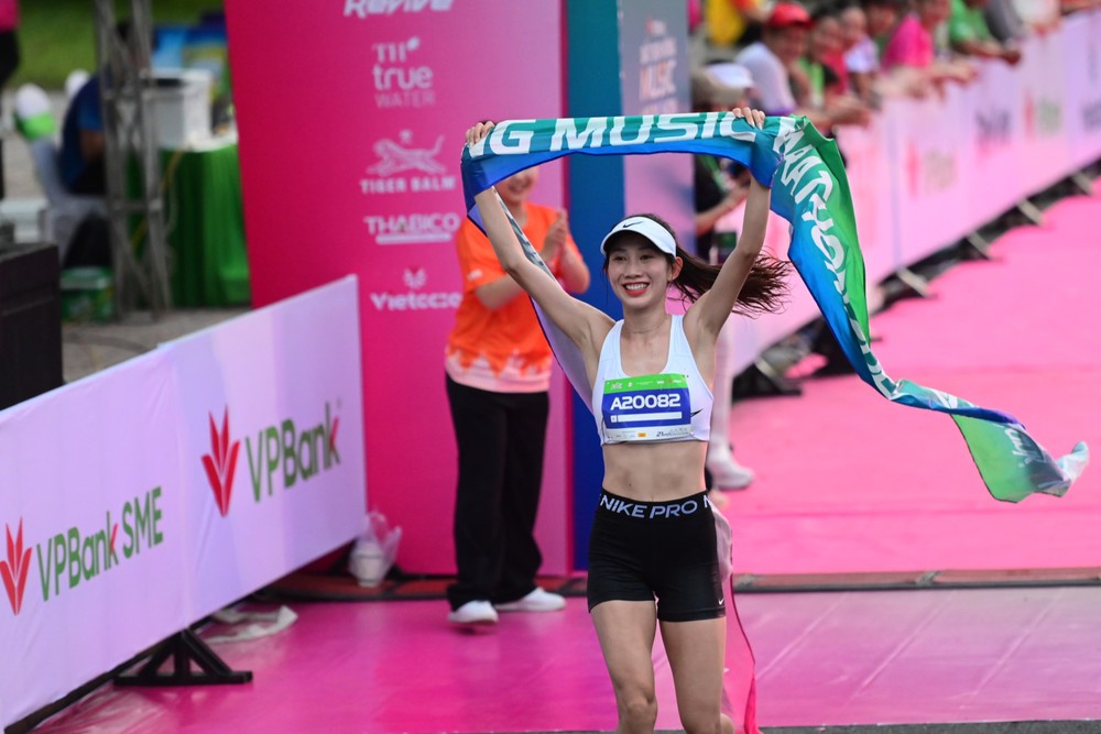 VPBank Đất Sen Hồng Music Marathon 2025: gần 120 giải thưởng được trao cho runner xuất sắc  - Ảnh 6.