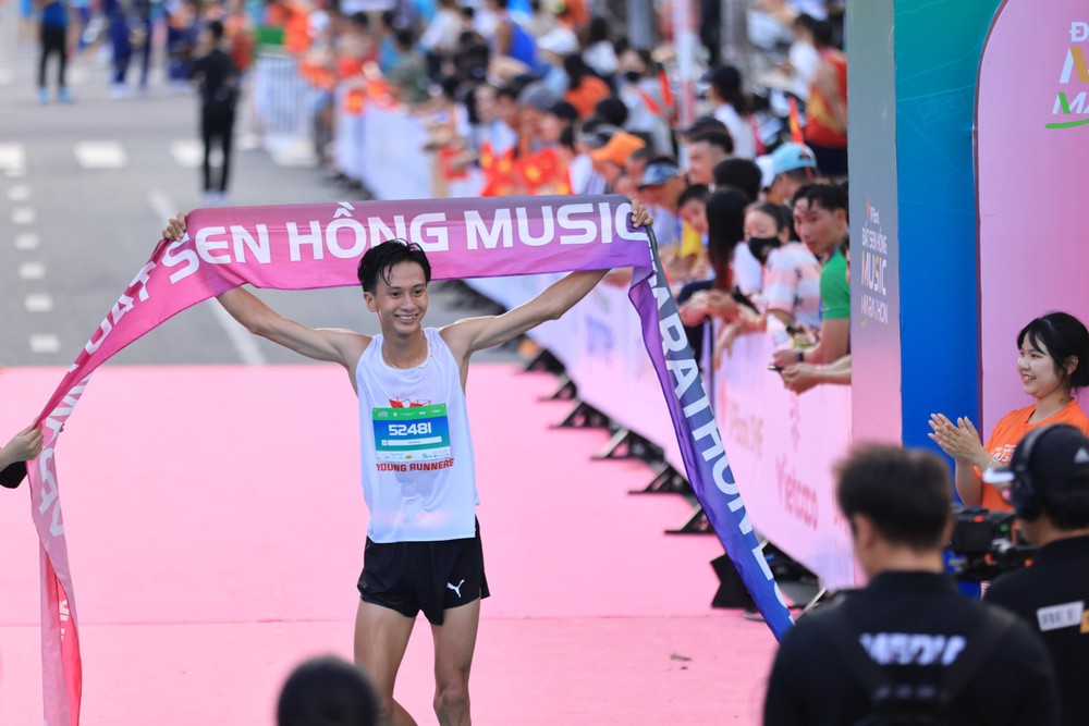 VPBank Đất Sen Hồng Music Marathon 2025: gần 120 giải thưởng được trao cho runner xuất sắc  - Ảnh 8.