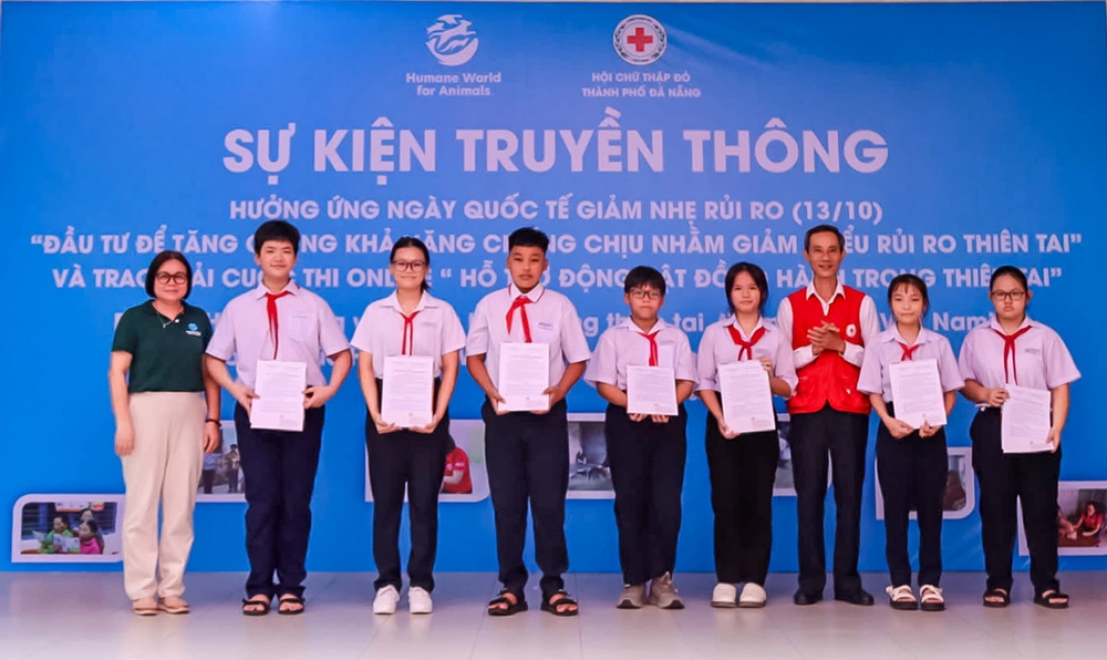 Từ trường học đến cộng đồng: lan tỏa hành động vì một Đà Nẵng an toàn trước thiên tai - Ảnh 1.
