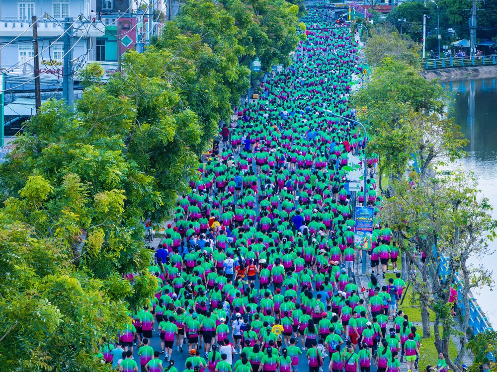 VPBank Đất Sen Hồng Music Marathon 2025: gần 120 giải thưởng được trao cho runner xuất sắc  - Ảnh 10.