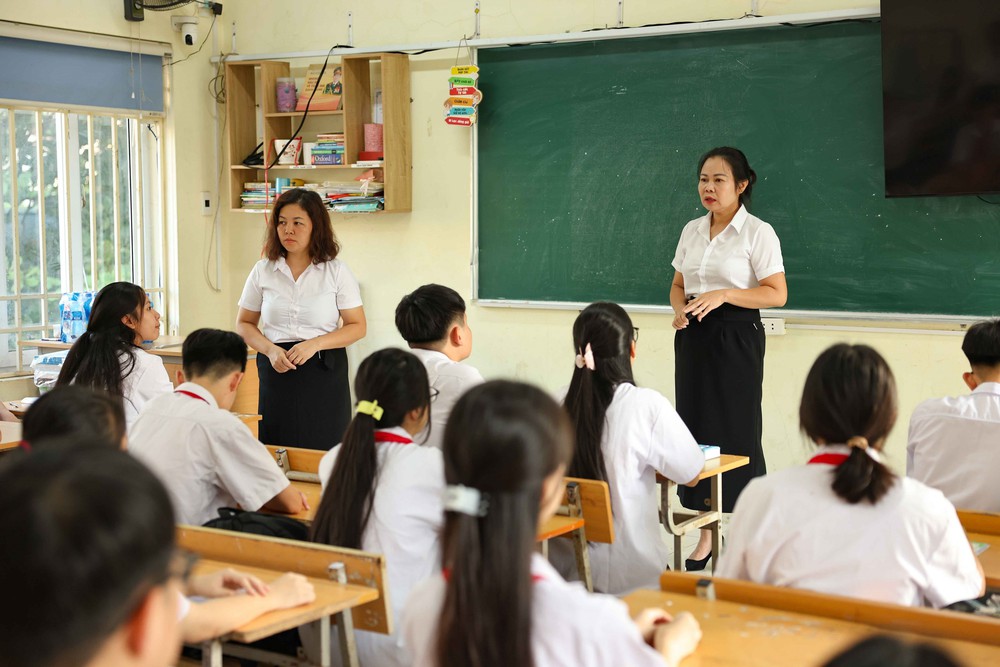Thái Nguyên: Ngày trở lại trường đầy cảm xúc của học sinh trường Tiểu học, THCS Trưng Vương - Ảnh 6.