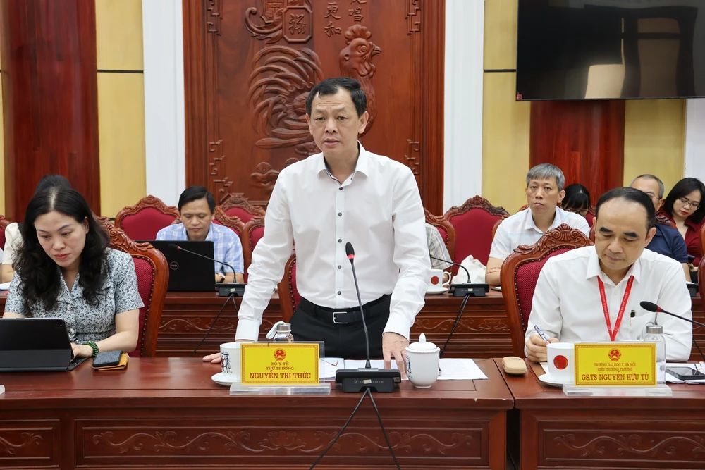 Bộ Y tế đề xuất phương án sắp xếp, tổ chức lại một số đơn vị sự nghiệp công lập - Ảnh 3.