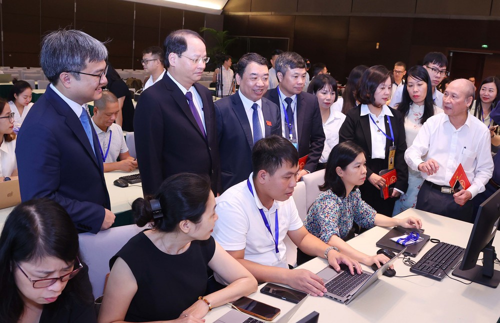 Khai trương Trung tâm Báo chí phục vụ Đại hội đại biểu Đảng bộ thành phố Hà Nội lần thứ 18 - Ảnh 5.