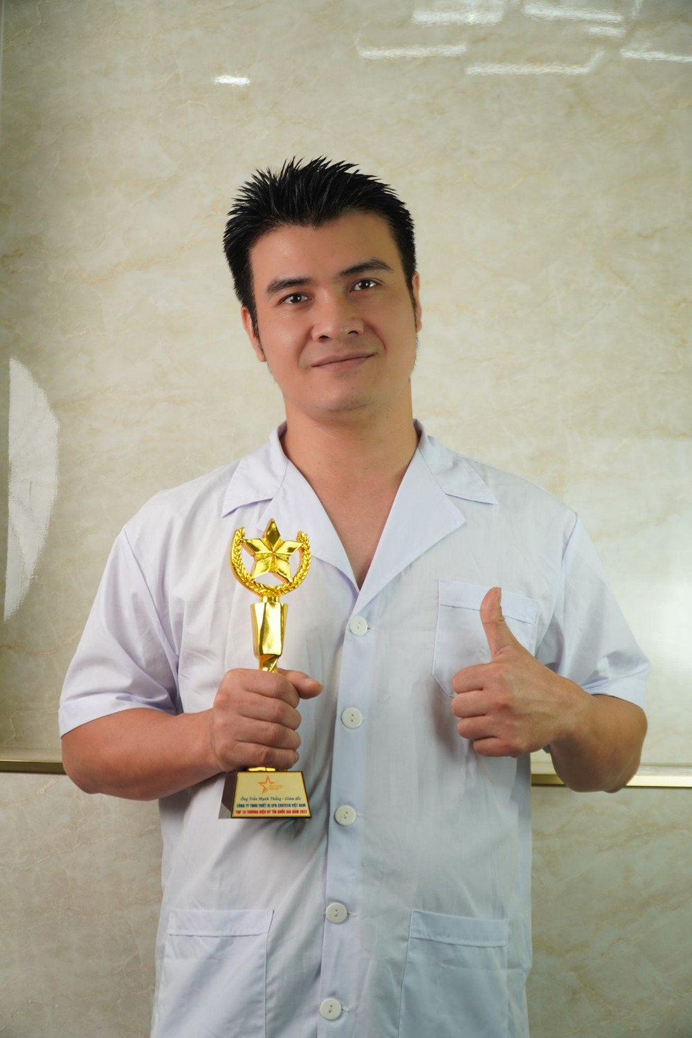 Xăm chân tóc - Cứu tinh cho mái tóc thưa, hói, thiếu tự tin - Ảnh 2.