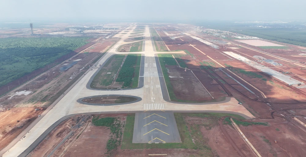 Nhân lực đóng vai trò then chốt để phát huy hiệu quả sân bay Long Thành - Ảnh 2.