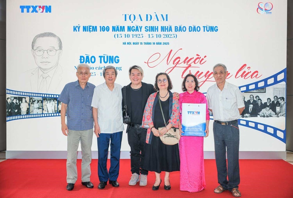 Toạ đàm “Kỷ niệm 100 năm Ngày sinh nhà báo Đào Tùng” - Ảnh 13.