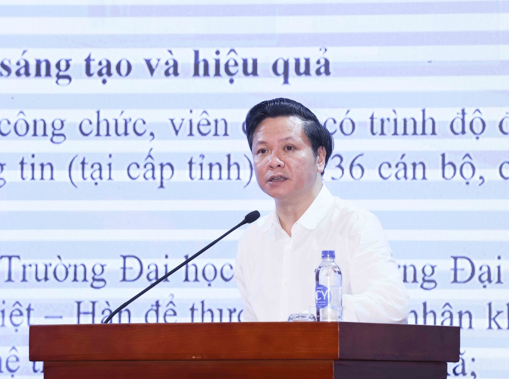 Chuyển đổi số - cầu nối “sống còn”: Giải pháp trọng tâm, đồng lòng kiến tạo - Ảnh 1.