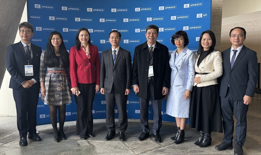 UNESCO thông qua sáng kiến của Việt Nam về &quot;Thập kỷ quốc tế về Văn hóa vì phát triển bền vững&quot; - Ảnh 1.