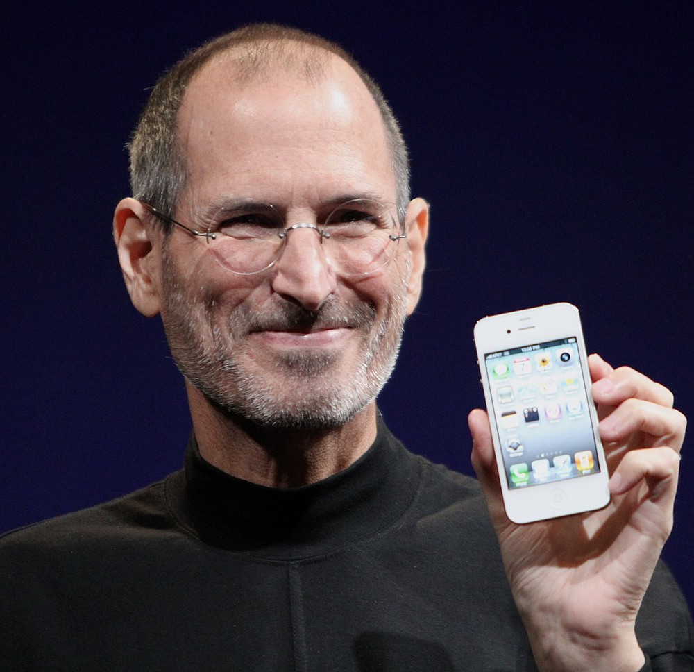 &quot;Cha đẻ&quot; iPhone Steve Jobs được vinh danh trên đồng xu kỷ niệm 1 USD - Ảnh 2.