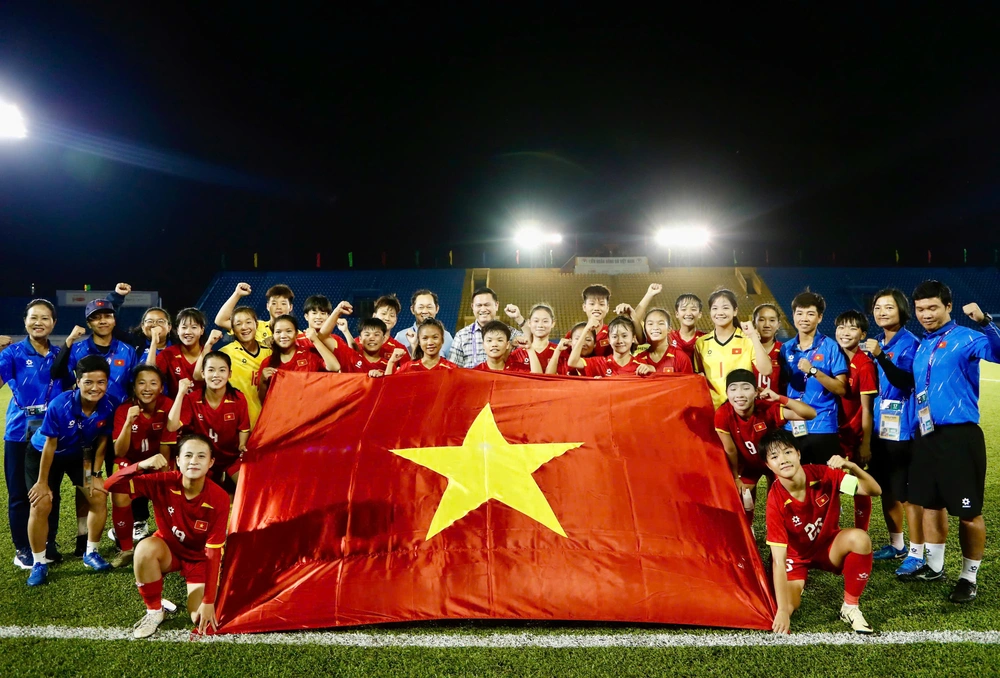 HLV Nhật Bản hài lòng khi U17 Việt Nam lọt vào giải đấu hàng đầu châu Á - Ảnh 1.