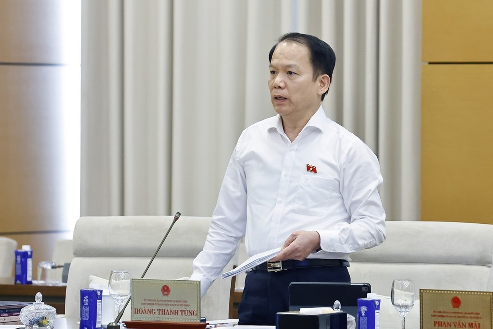 Phiên họp thứ 50 Ủy ban Thường vụ Quốc hội: Giảm số ngành nghề đầu tư kinh doanh có điều kiện, tạo thuận lợi cho nhà đầu tư - Ảnh 3.