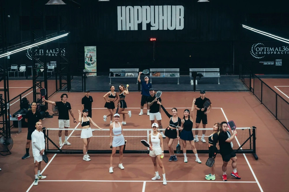 Pickleball có 'ma lực': Hội bạn bận toàn thời gian nhưng rủ chơi pickleball là rảnh ngay  - Ảnh 1.