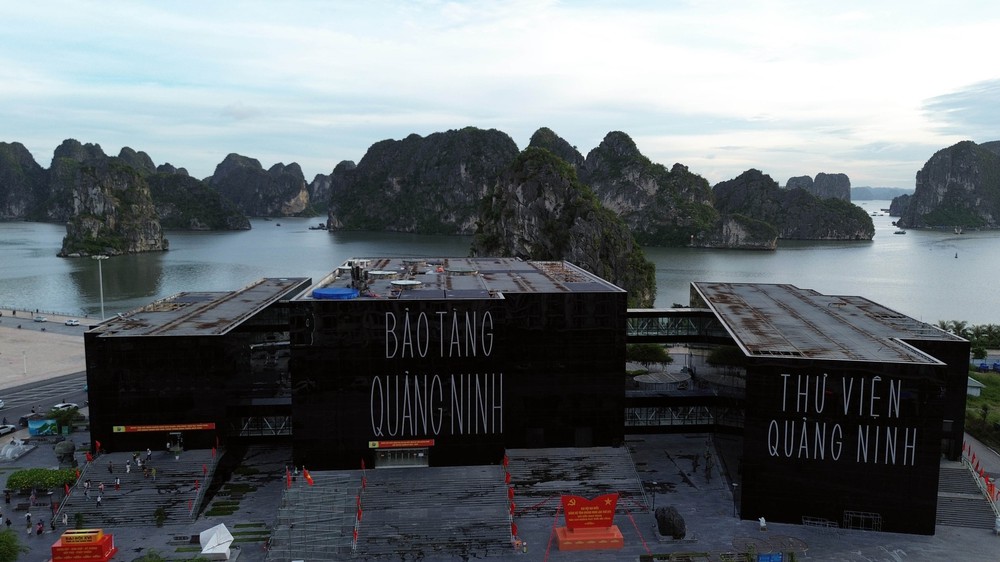 Quảng Ninh tiên phong xây dựng du lịch thông minh - Ảnh 4. Quảng Ninh tiên phong xây dựng du lịch thông minh - Ảnh 4.