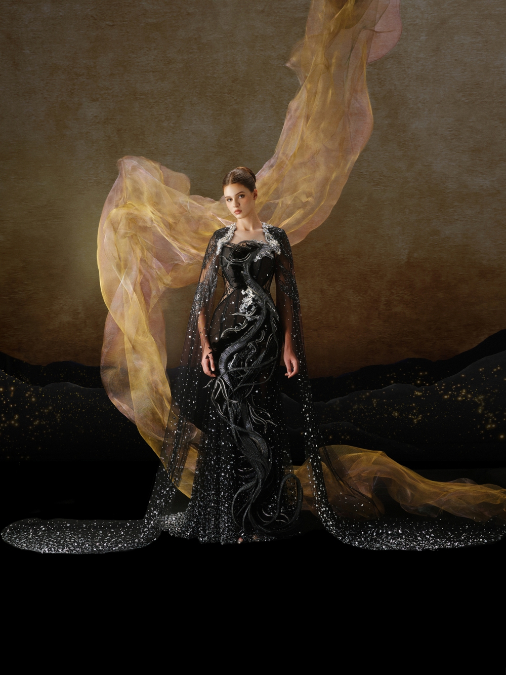 Linh Nga Couture giới thiệu BST &quot;Hồn Đất - Mạch Rồng&quot; tại Paris Fashion Week - Ảnh 1.