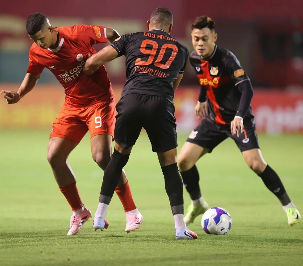 Ninh Bình và Thể Công Viettel chia điểm trong trận cầu kịch tính ở vòng 6 V-League 2025-2026