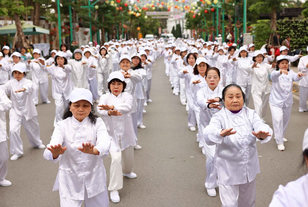 Chuyên gia bác bỏ quan niệm tập thể dục gây hại cho tim - Ảnh 1.