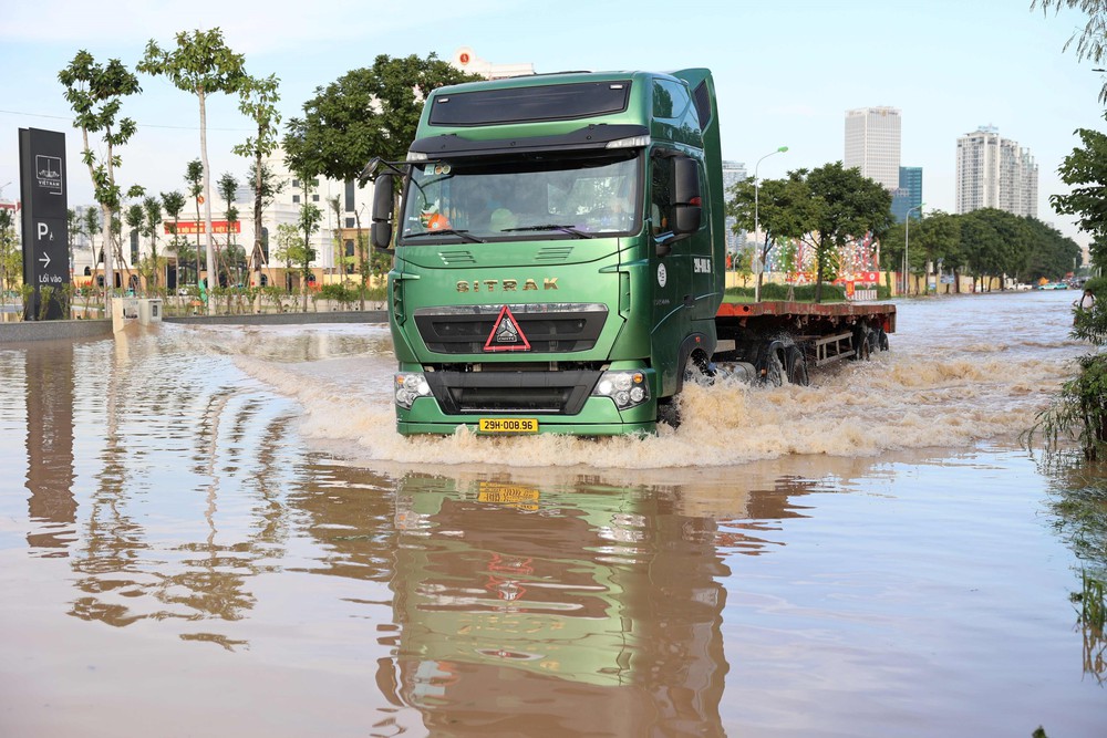 Ảnh hưởng bão số 10: Giải pháp phòng chống úng ngập lâu dài cho Hà Nội khi mưa bão - Ảnh 3.