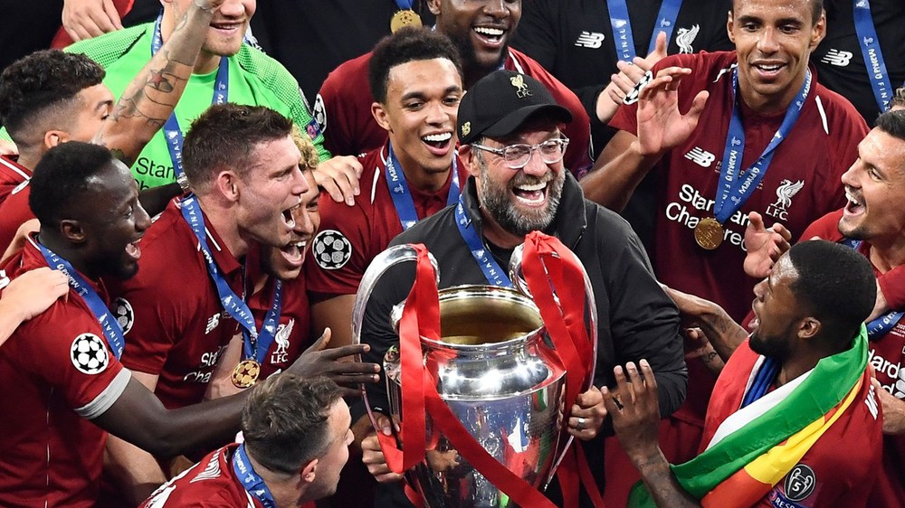 Cựu HLV Liverpool chia sẻ lý do từ chối ngồi ghế nóng tại MU - Ảnh 1.