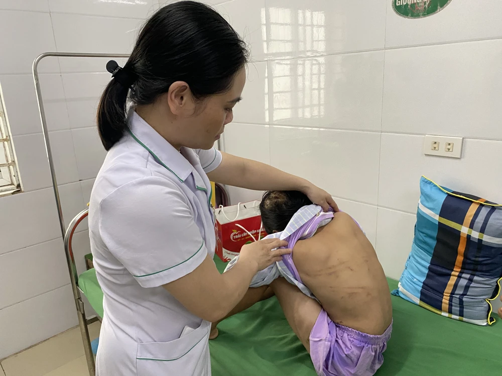 Cần xử lý thích đáng hành vi bạo hành trẻ em - Ảnh 3.