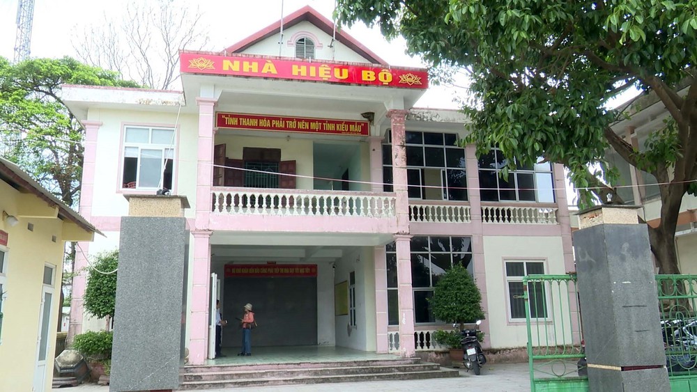 Linh hoạt tận dụng trụ sở dôi dư để khắc phục thiếu phòng học - Ảnh 1.