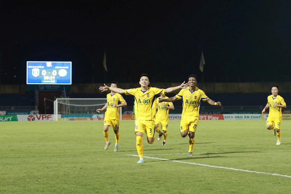 U23 Việt Nam thăng hoa tại V-League: Tín hiệu vui cho HLV Kim Sang Sik trước SEA Games 33 - Ảnh 4.