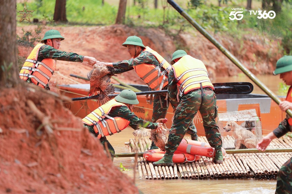 Tinh thần “vì dân phục vụ” lan tỏa mạnh mẽ qua &quot;Sao nhập ngũ 2025&quot; - Ảnh 2.