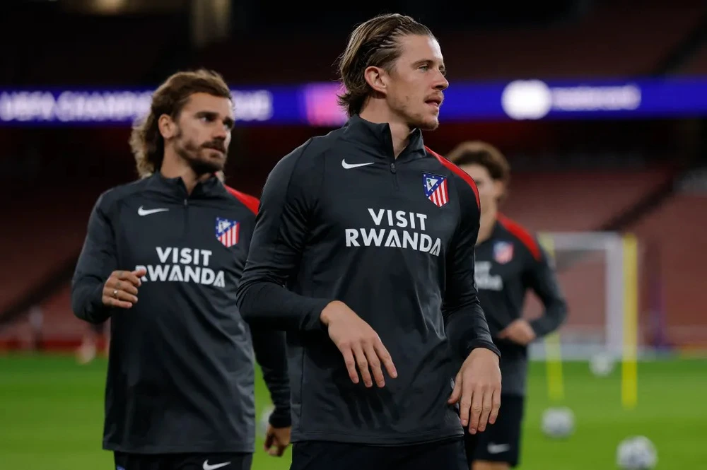 Tin nóng thể thao sáng 21/10: Lào dùng đội U22 đấu ĐT Việt Nam; Atletico khiếu nại Arsenal vì lí do hi hữu - Ảnh 3.