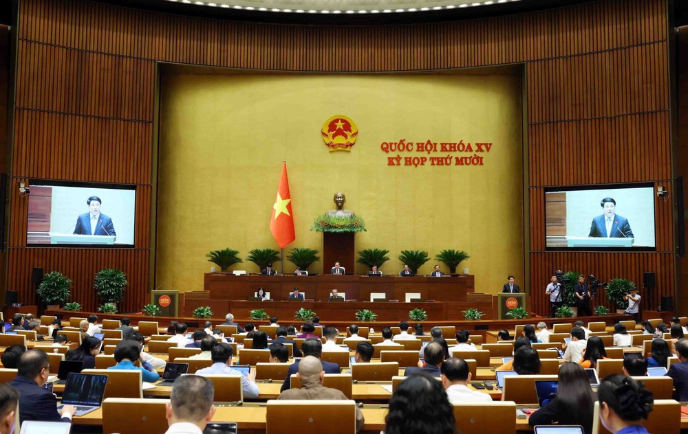 Kỳ họp thứ 10, Quốc hội khóa XV: Đánh giá kết quả thực hiện kế hoạch phát triển kinh tế - xã hội - Ảnh 1.