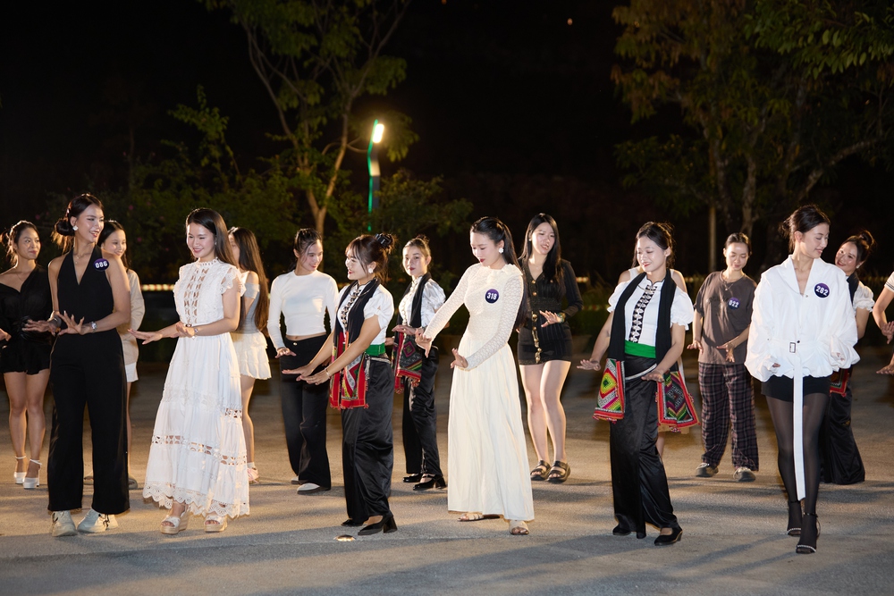 Top 30 Hoa hậu Du lịch Dân tộc Việt Nam khám phá văn hoá Mộc Châu - Ảnh 5. Top 30 Hoa hậu Du lịch Dân tộc Việt Nam khám phá văn hoá Mộc Châu - Ảnh 5.