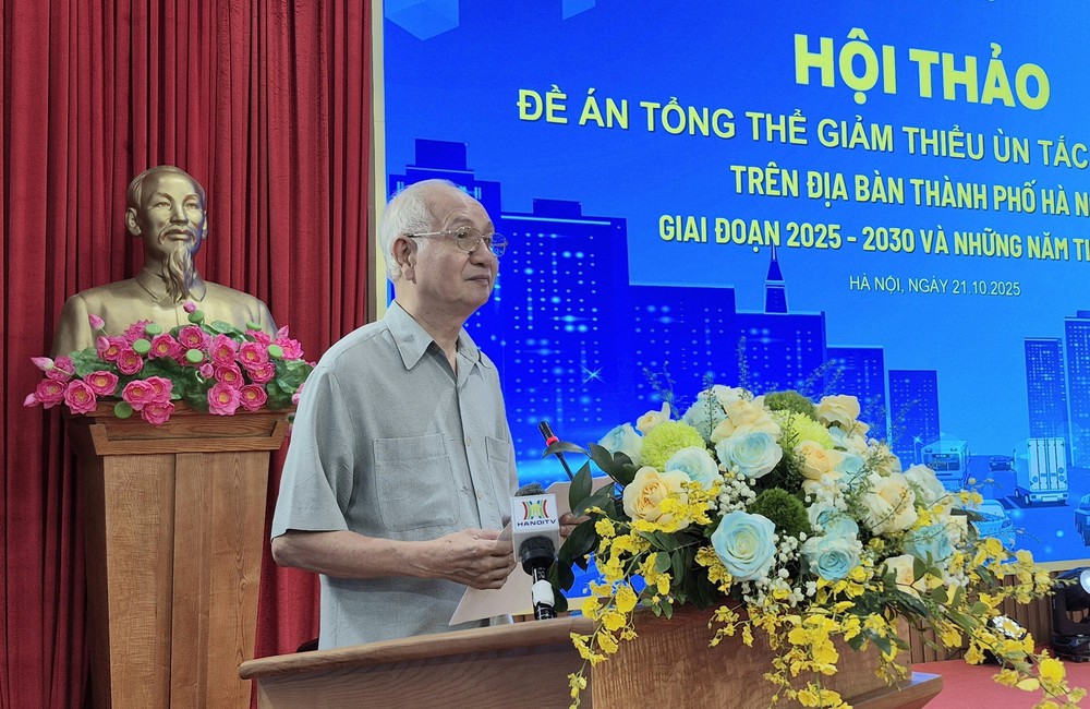 Nhiều ý kiến góp ý giảm ùn tắc giao thông trên địa bàn Thủ đô - Ảnh 2.