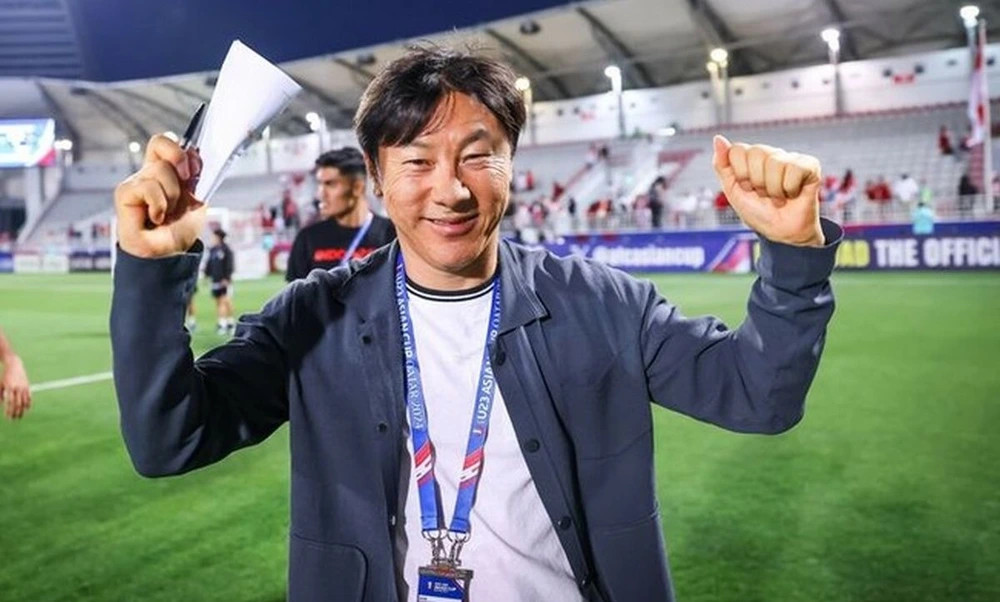 Tin nóng thể thao tối 22/10: ĐT bóng chuyền nữ Việt Nam triệu tập 5 gương mặt mới cho SEA Games - Ảnh 4.