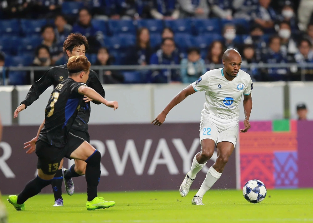 Bảng F, AFC Champions League 2025/26, Gamba Osaka 3–1 Nam Định: Ngoại binh không giúp được đội bóng thành Nam - Ảnh 1.