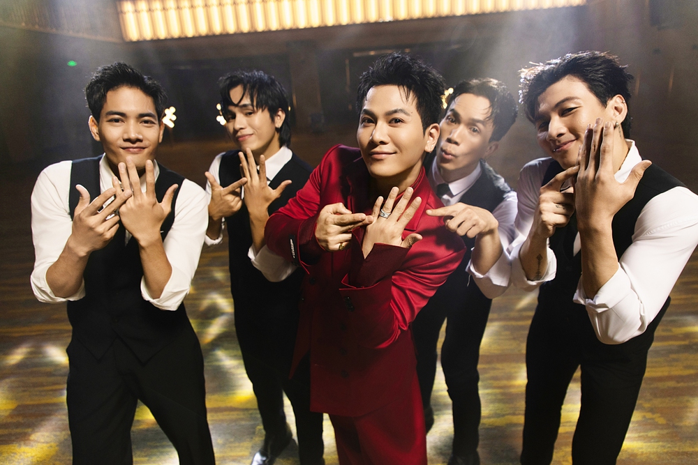 Mai Tiến Dũng ra mắt MV &quot;Mình cưới nhau em nhé&quot; - Ảnh 5.