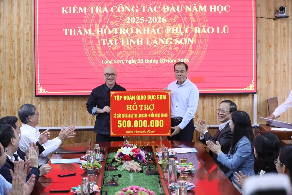 Đảm bảo điều kiện dạy và học tại các trường bị ảnh hưởng mưa lũ - Ảnh 5.