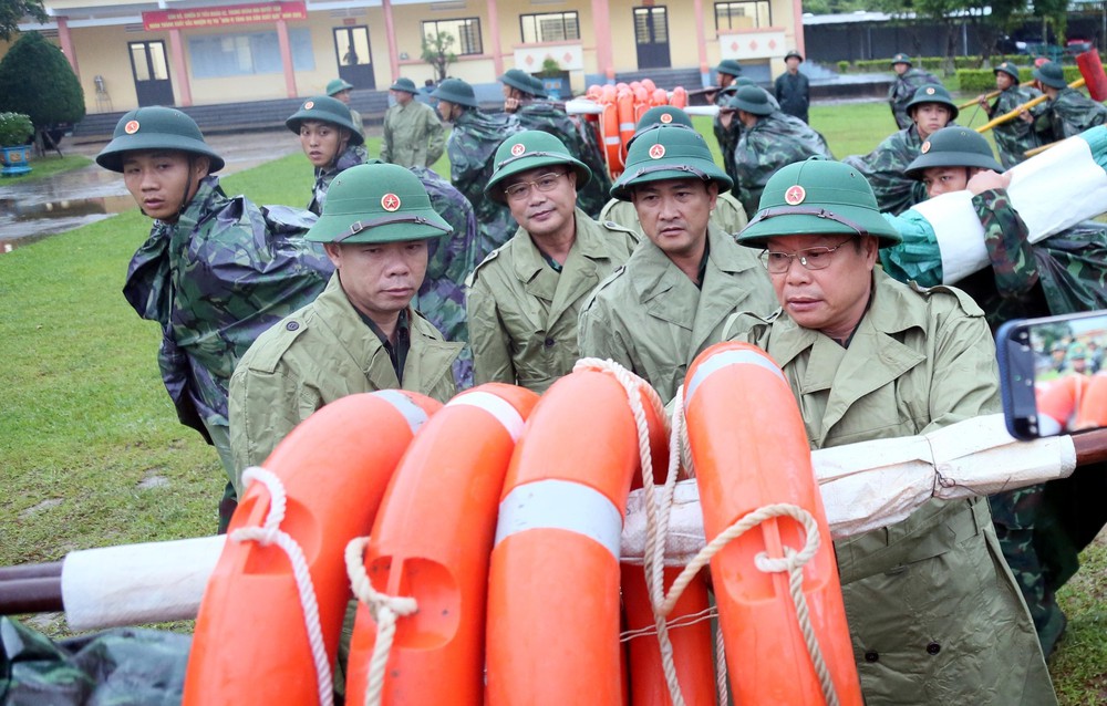Bão số 12: Quảng Trị đề phòng mưa to gây ngập lụt và sạt lở đất đá - Ảnh 2.