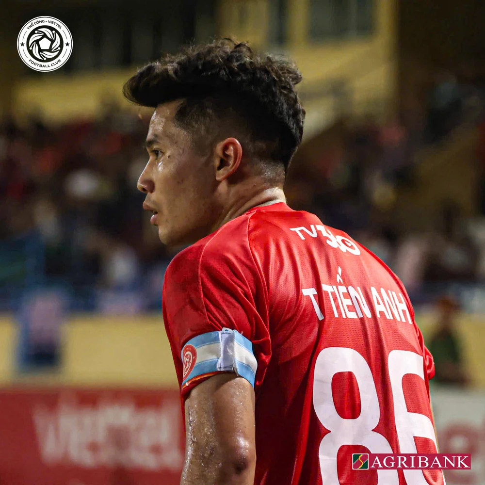 Tin nóng bóng đá Việt Nam hôm nay 25/10: Nguyễn Filip lỡ hẹn đội tuyển; HLV Harry Kewell quyết liệt trên sân tập - Ảnh 3. Tin nóng bóng đá Việt Nam hôm nay 25/10: Nguyễn Filip lỡ hẹn đội tuyển; HLV Harry Kewell quyết liệt trên sân tập - Ảnh 3.