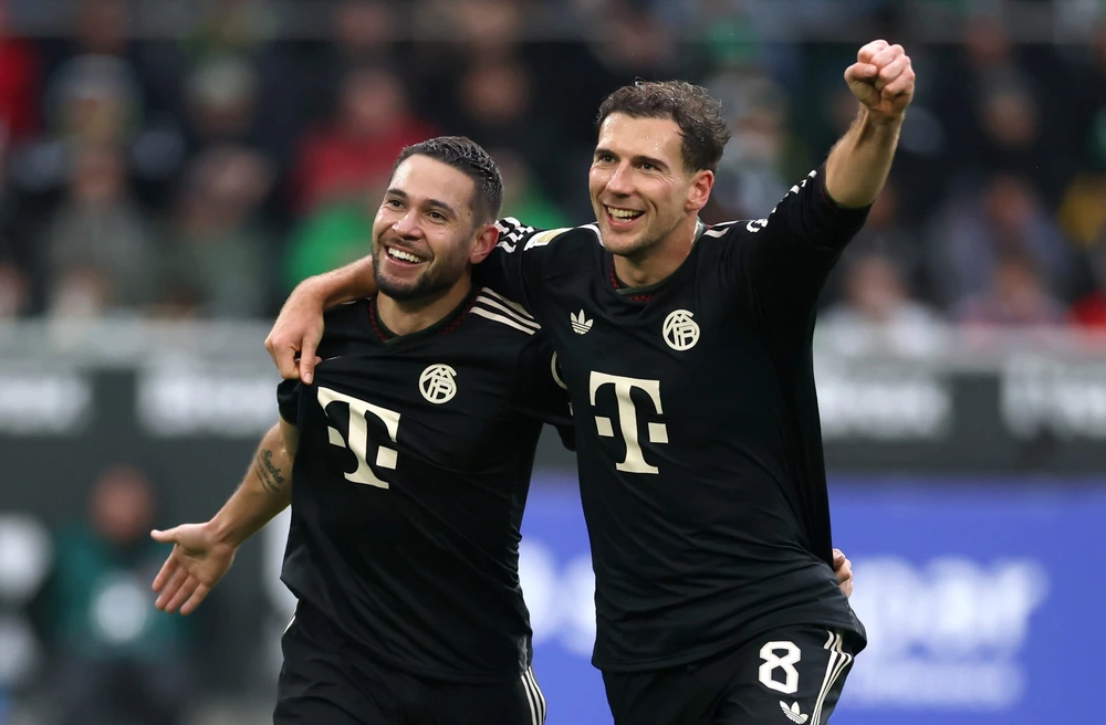 Bayern Munich thắng 3-0, nối dài chuỗi trận toàn thắng lên con số 13 - Ảnh 1. Bayern Munich thắng 3-0, nối dài chuỗi trận toàn thắng lên con số 13 - Ảnh 1.