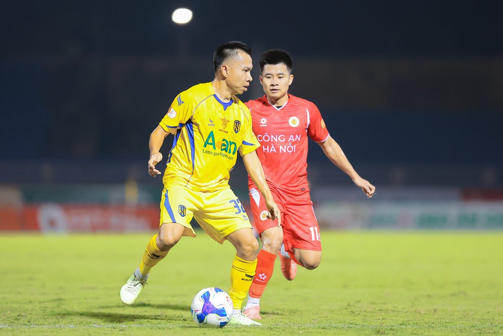 Link xem trực tiếp bóng đá SLNA vs Thanh Hóa 18h00 hôm nay, V-League vòng 8 - Ảnh 3. Link xem trực tiếp bóng đá SLNA vs Thanh Hóa 18h00 hôm nay, V-League vòng 8 - Ảnh 3.