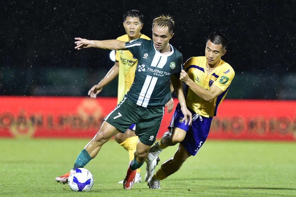 Tin nóng bóng đá Việt Nam hôm nay 27/10: FIFA xây dựng Học viện bóng đá tại Việt Nam; HLV HAGL lo cho tuyển thủ Việt Nam - Ảnh 3. Tin nóng bóng đá Việt Nam hôm nay 27/10: FIFA xây dựng Học viện bóng đá tại Việt Nam; HLV HAGL lo cho tuyển thủ Việt Nam - Ảnh 3.