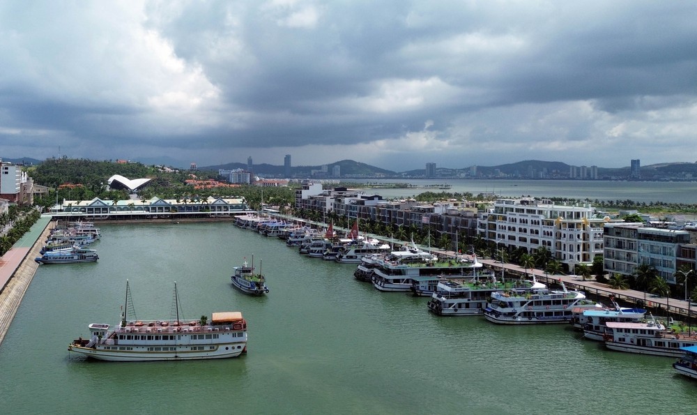 62 năm hình thành và phát triển tỉnh Quảng Ninh - đầu tàu kinh tế phía Bắc (Chị Hằng biên tập) - Ảnh 4. 62 năm hình thành và phát triển tỉnh Quảng Ninh - đầu tàu kinh tế phía Bắc (Chị Hằng biên tập) - Ảnh 4.