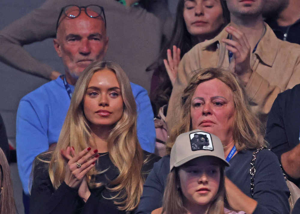 Jannik Sinner công khai bạn gái siêu mẫu thông qua bài phát biểu đăng quang Vienna Open - Ảnh 3. Jannik Sinner công khai bạn gái siêu mẫu thông qua bài phát biểu đăng quang Vienna Open - Ảnh 3.