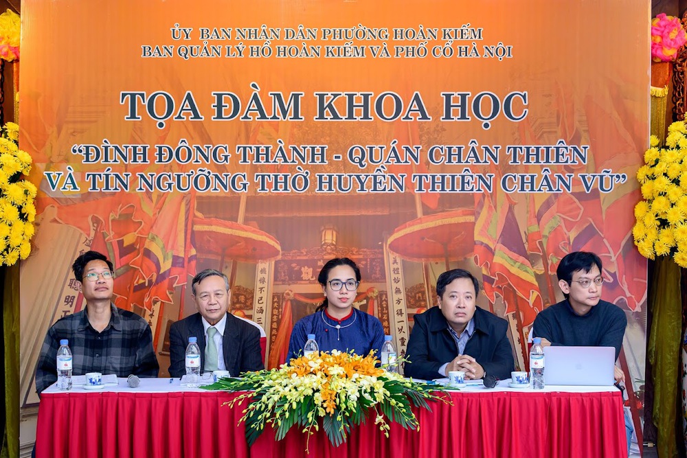 Gìn giữ mạch nguồn di sản giữa lòng phố cổ Hà Nội - Ảnh 2. Gìn giữ mạch nguồn di sản giữa lòng phố cổ Hà Nội - Ảnh 2.