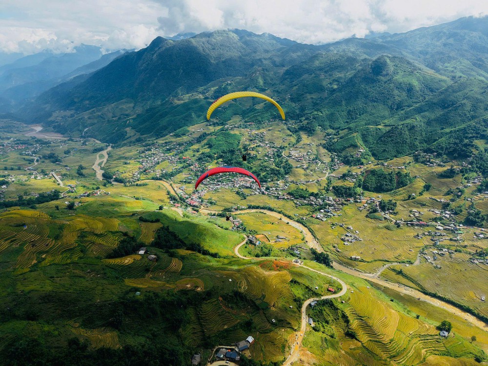 Dù lượn Sa Pa – hoạt động du lịch "bầu trời Tây Bắc" mới thu hút du khách - Ảnh 3. Dù lượn Sa Pa – hoạt động du lịch "bầu trời Tây Bắc" mới thu hút du khách - Ảnh 3.