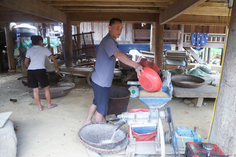Bản Na Ngân (Nghệ An) từng bước "hồi sinh" sau lũ dữ - Ảnh 8. Bản Na Ngân (Nghệ An) từng bước "hồi sinh" sau lũ dữ - Ảnh 8.